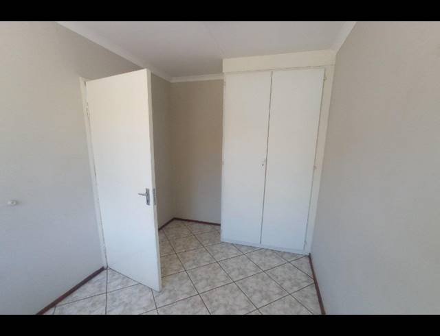 2 BEDROOM APARTMENT FOR SALE IN ALAN MANOR